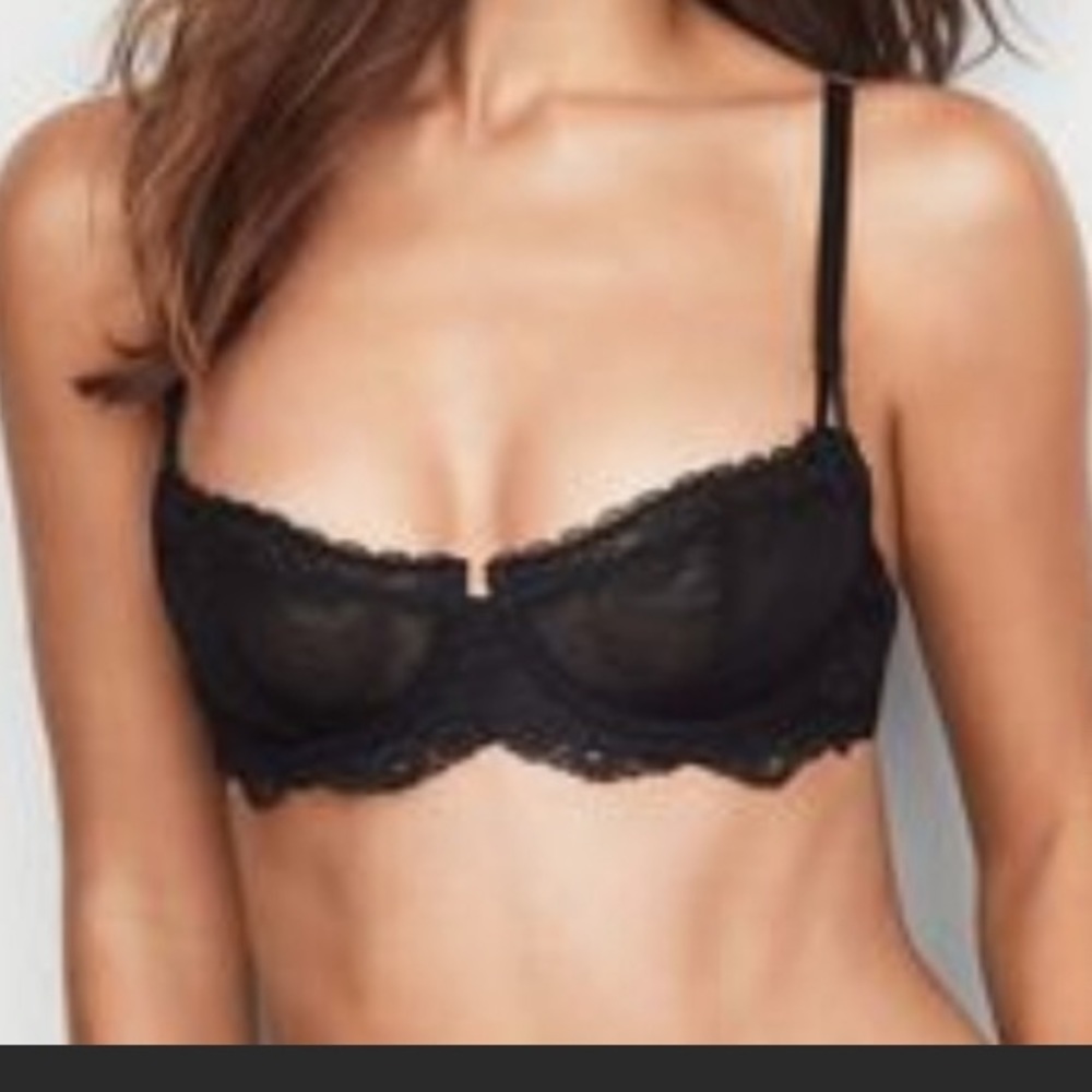NWT VICTORIAS SECRET